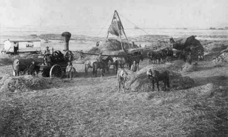 Straw-Burning Portable Steam Engines Image